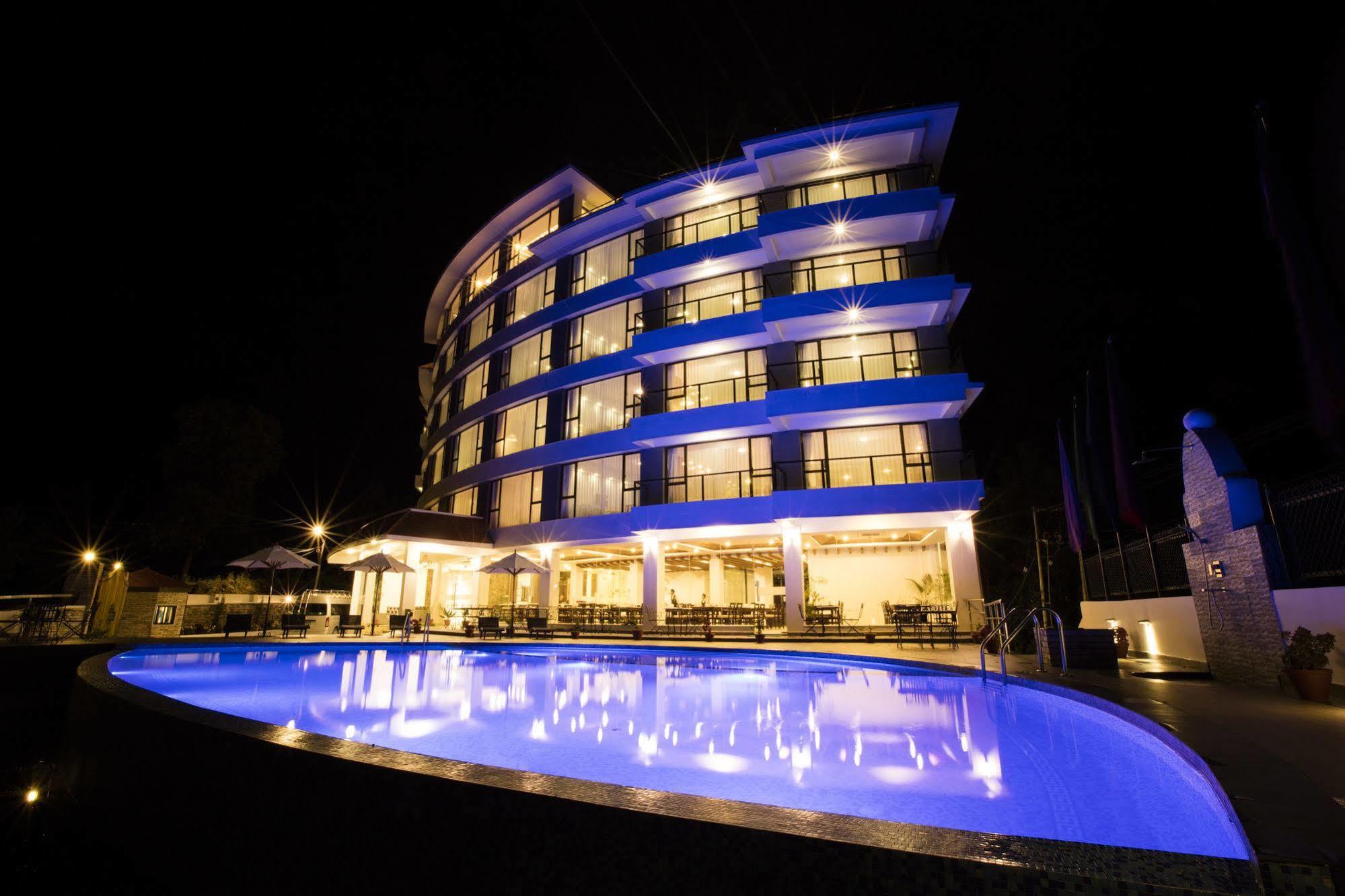 Himalayan Front Hotel By Kgh Group Pokhara Dış mekan fotoğraf
